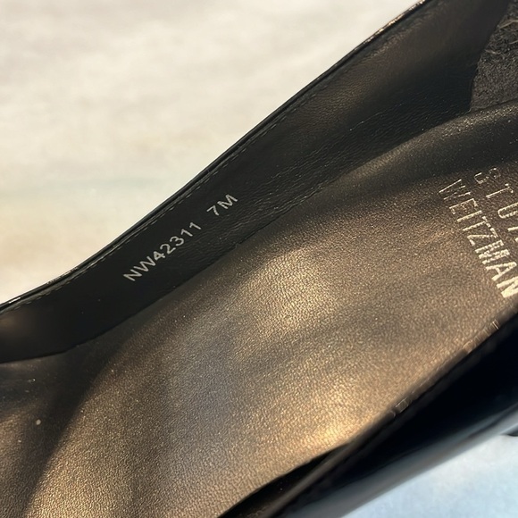 Stuart Weitzman Black Patent Leather Heels Pumps Size Small Platform Pee… - Picture 3 of 5